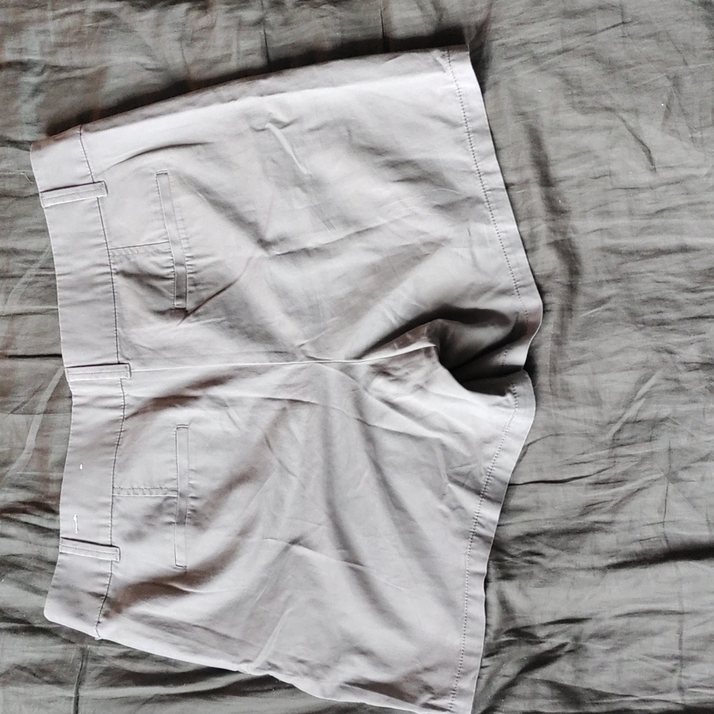 Shorts - Picture 5 of 6